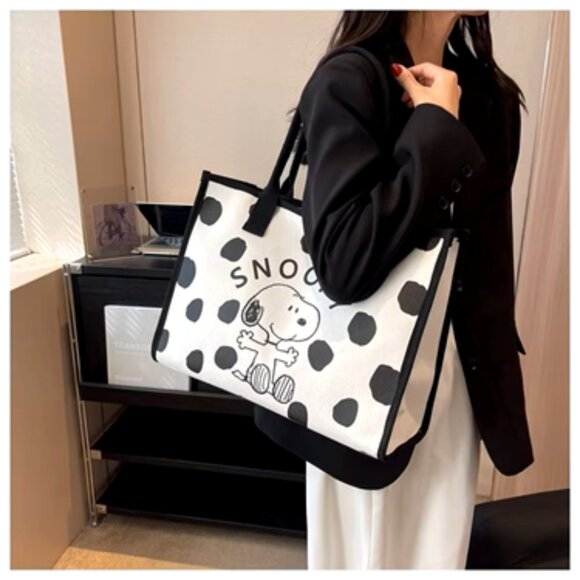 Peanuts | Bags | Peanuts Snoopy Tote Bag | Poshmark